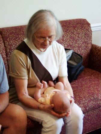 Grandma Betty 3.JPG (34773 bytes)